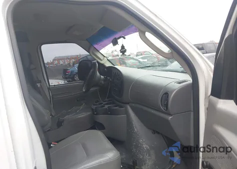 2007 Ford E-250 Commercial/Recreational z USA, uszkodzony, nr VIN 1FTNE24W47DB33428